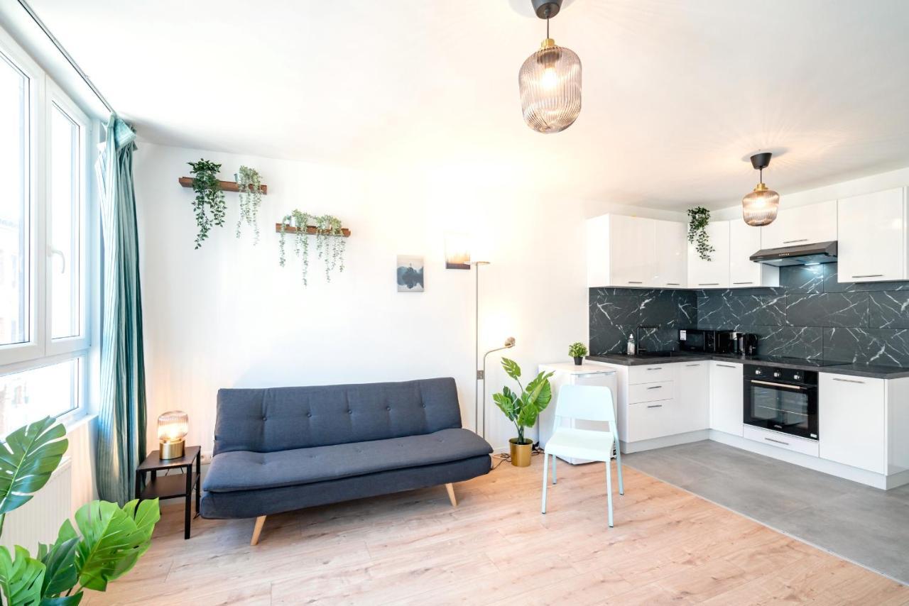 Beautiful Central Cityflats Anversa Esterno foto