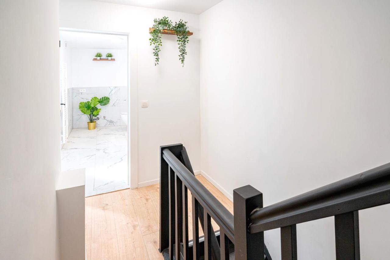Beautiful Central Cityflats Anversa Esterno foto