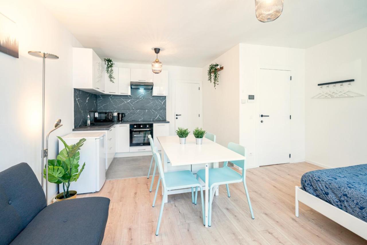 Beautiful Central Cityflats Anversa Esterno foto